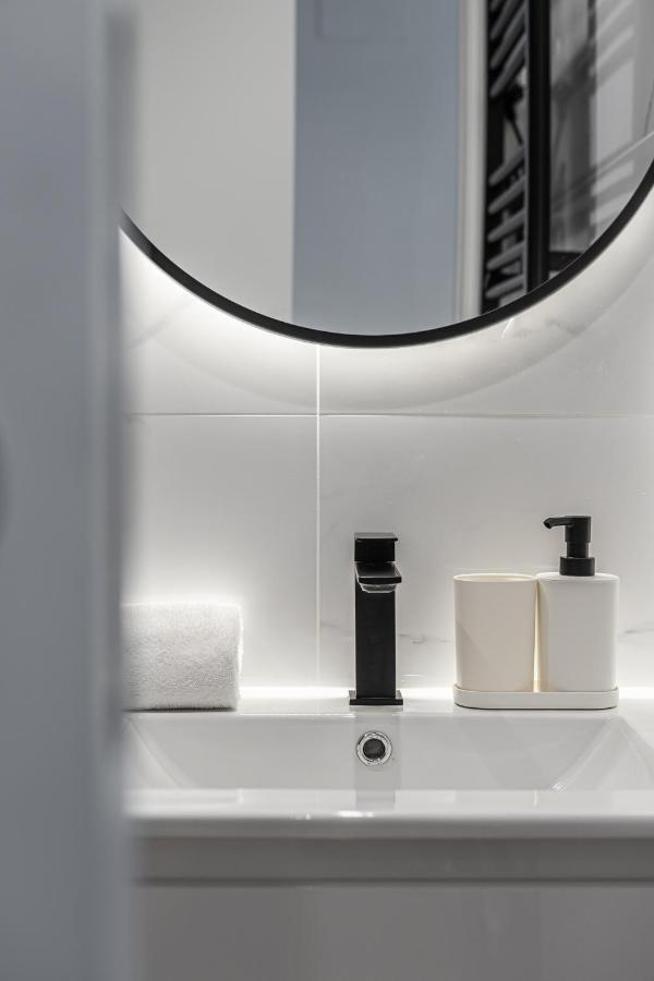 Apartamento Waou Essence I La Latina Madrid Exterior foto