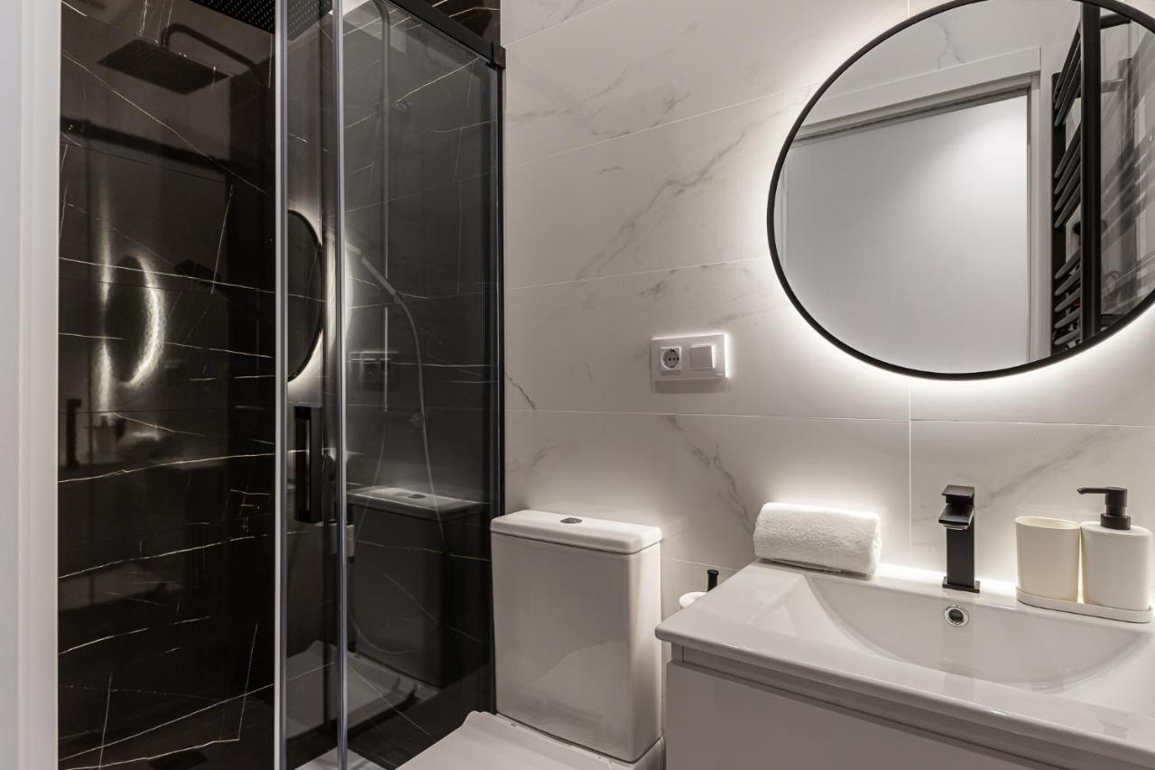Apartamento Waou Essence I La Latina Madrid Exterior foto